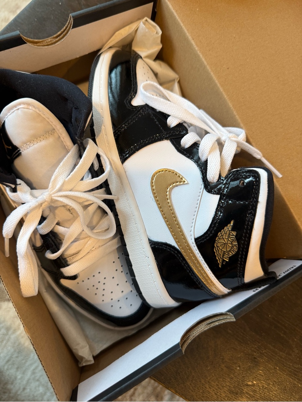 Jordan 1 Mid